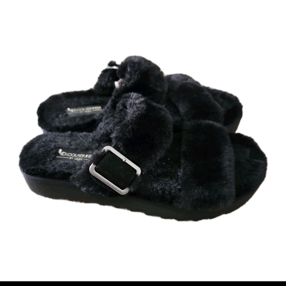 Koolaburra by Ugg Womens Black Fuzz Yeah Slippers 7 - Picture 3 of 10